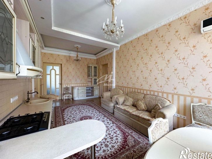 2-комн квартира улица Батурина, 28,  д. 28