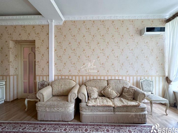 2-комн квартира улица Батурина, 28,  д. 28
