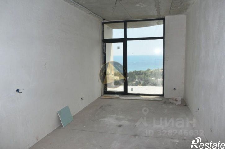 2-комн квартира Алушта, Западная улица, 4к2