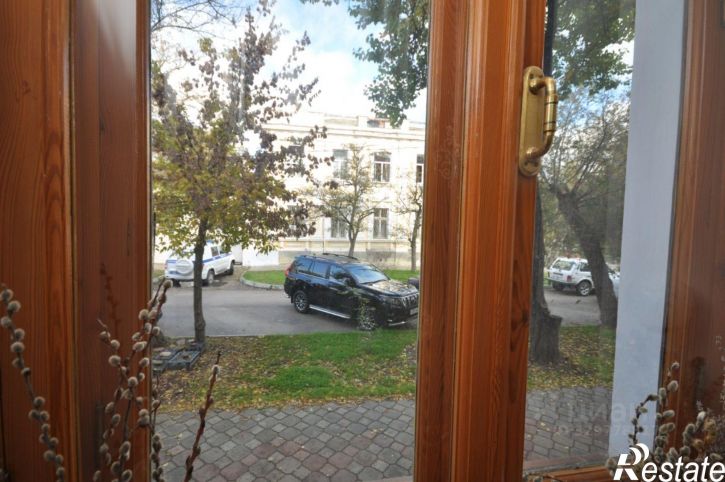 2-комн квартира Евпатория, улица Пушкина, 1