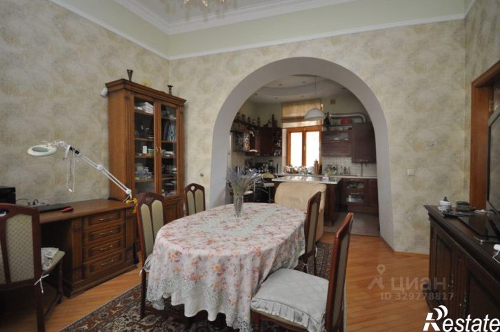 2-комн квартира Евпатория, улица Пушкина, 1