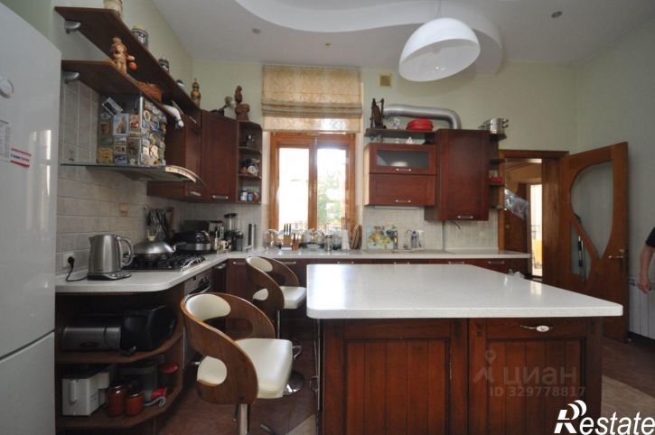 2-комн квартира Евпатория, улица Пушкина, 1