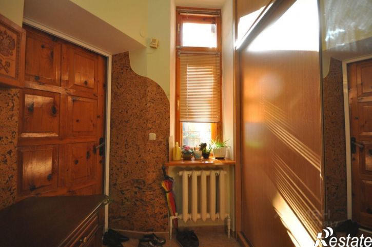 2-комн квартира Евпатория, улица Пушкина, 1