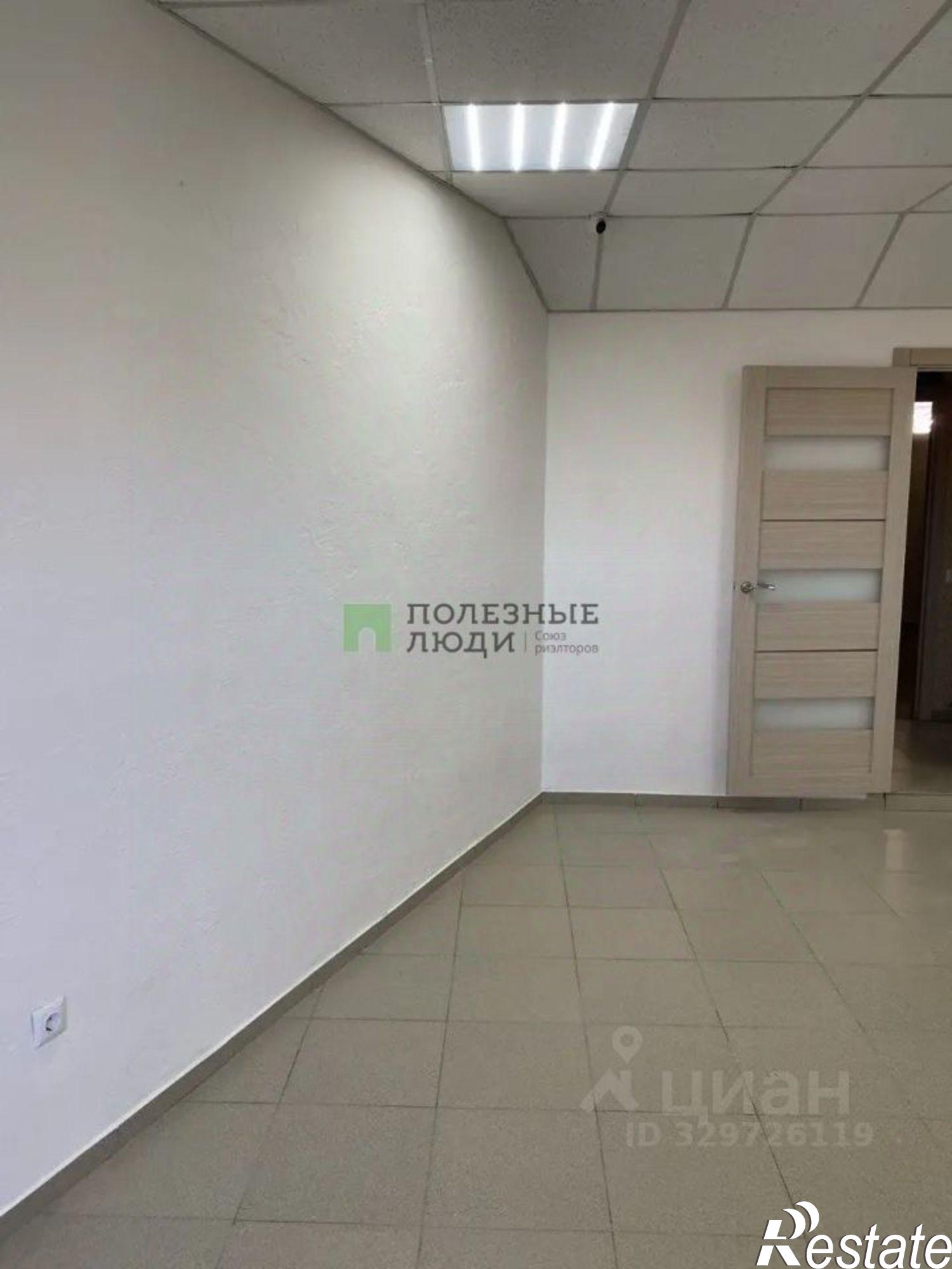 Купить торговое помещение за 11 477 400 рублей на Античный пр-кт, 52
