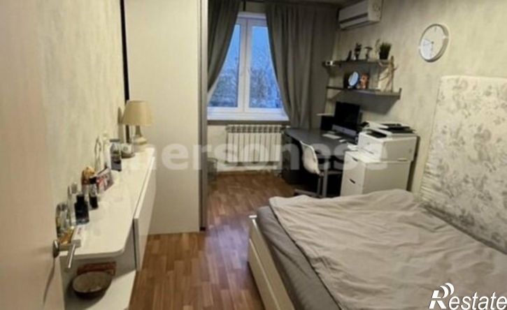 3-комн квартира улица Генерала Жидилова, 32,  д. 32