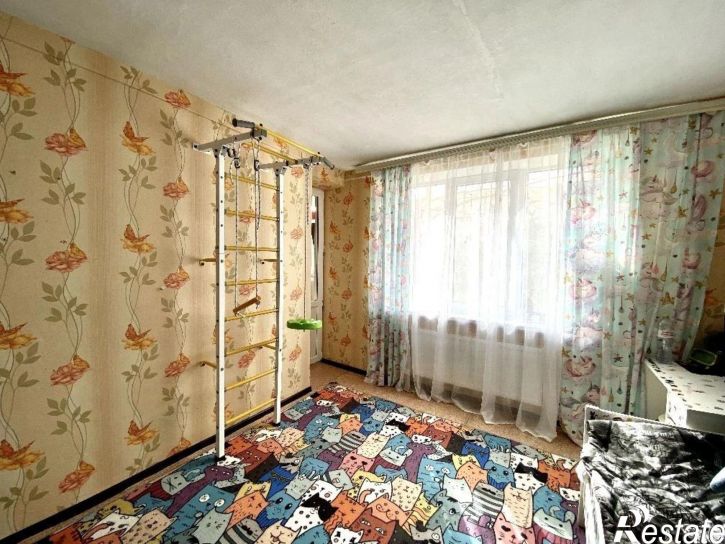 4-комн квартира мкр им Генерала Корявко, 15,  д. 15