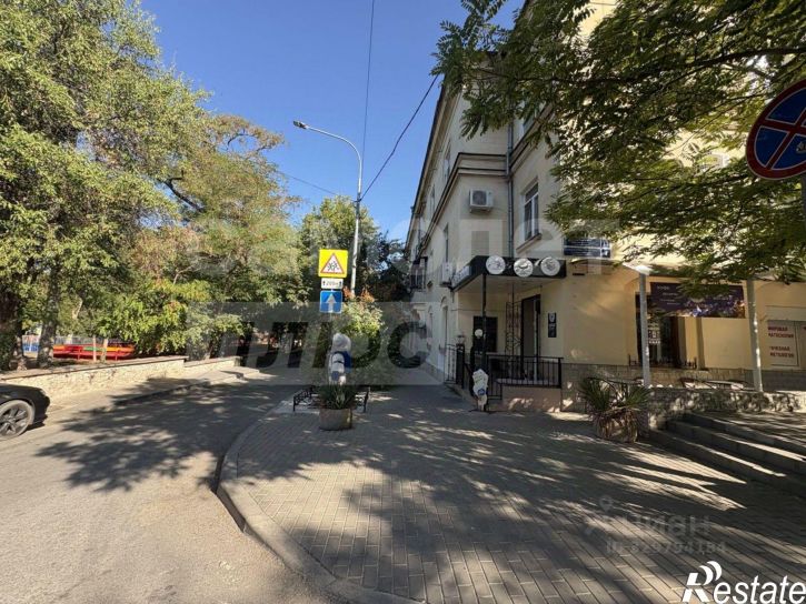 3-комн квартира Одесская улица, 17,  д. 17