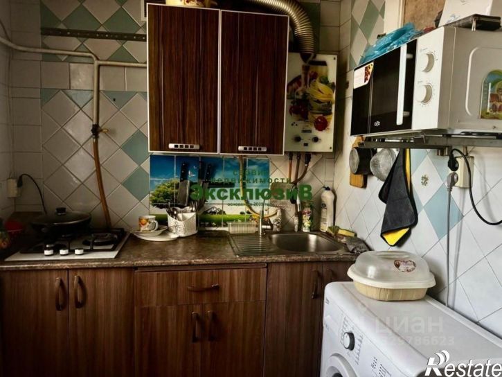 2-комн квартира пр-кт Генерала Острякова, 80,  д. 80