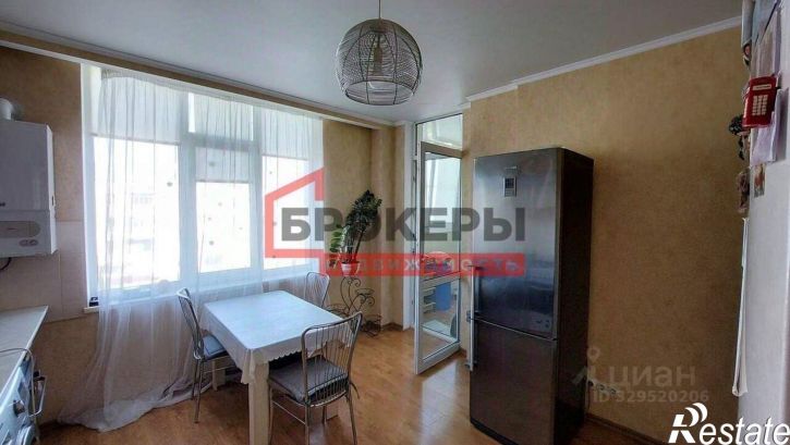 3-комн квартира пр-кт Победы, 44А,  д. 44А