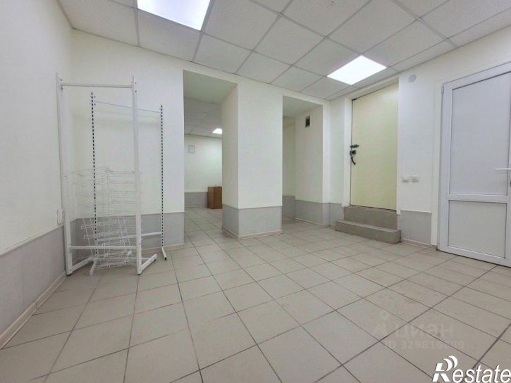 Торговое помещение Симферополь г., Кирова пр-кт., 70/2