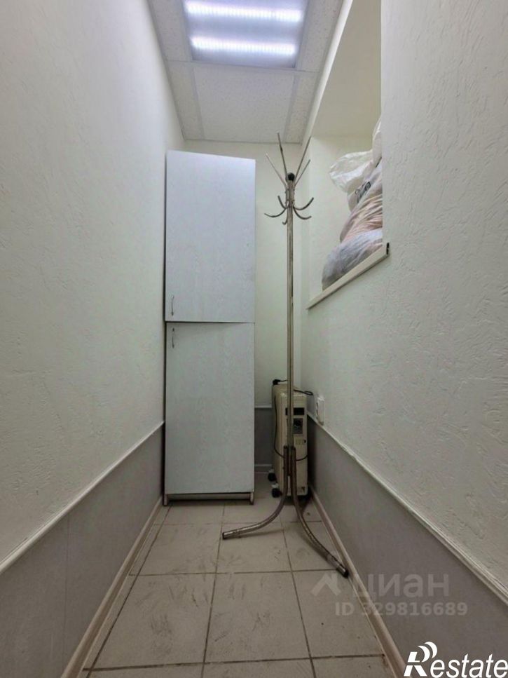 Торговое помещение Симферополь г., Кирова пр-кт., 70/2