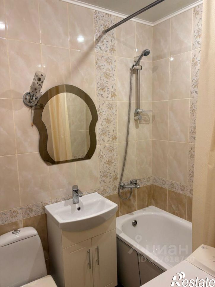 2-комн квартира Керчь, улица Комарова, 2