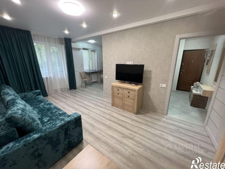 1-комн квартира проспект Победы, 37,  д. 37