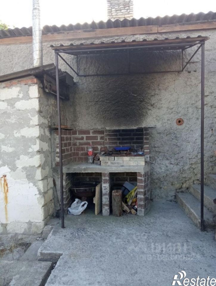 Комната ул Кряжева, 12,  д. 12