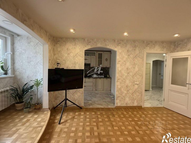 4-комн квартира пр-кт Героев Сталинграда, 7 1,  д. 7 1,  к. 1