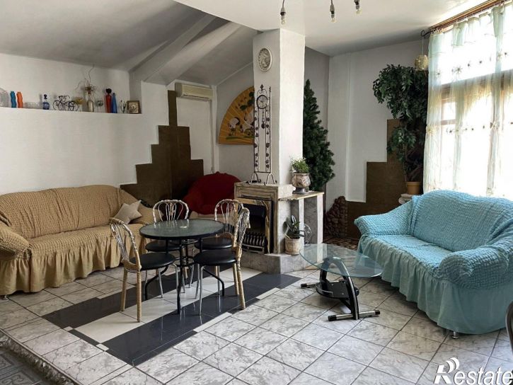 3-комн квартира улица Демидова, 28,  д. 28