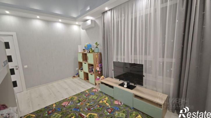 2-комн квартира ул Крымской весны, 1 2,  д. 1 2,  к. 2