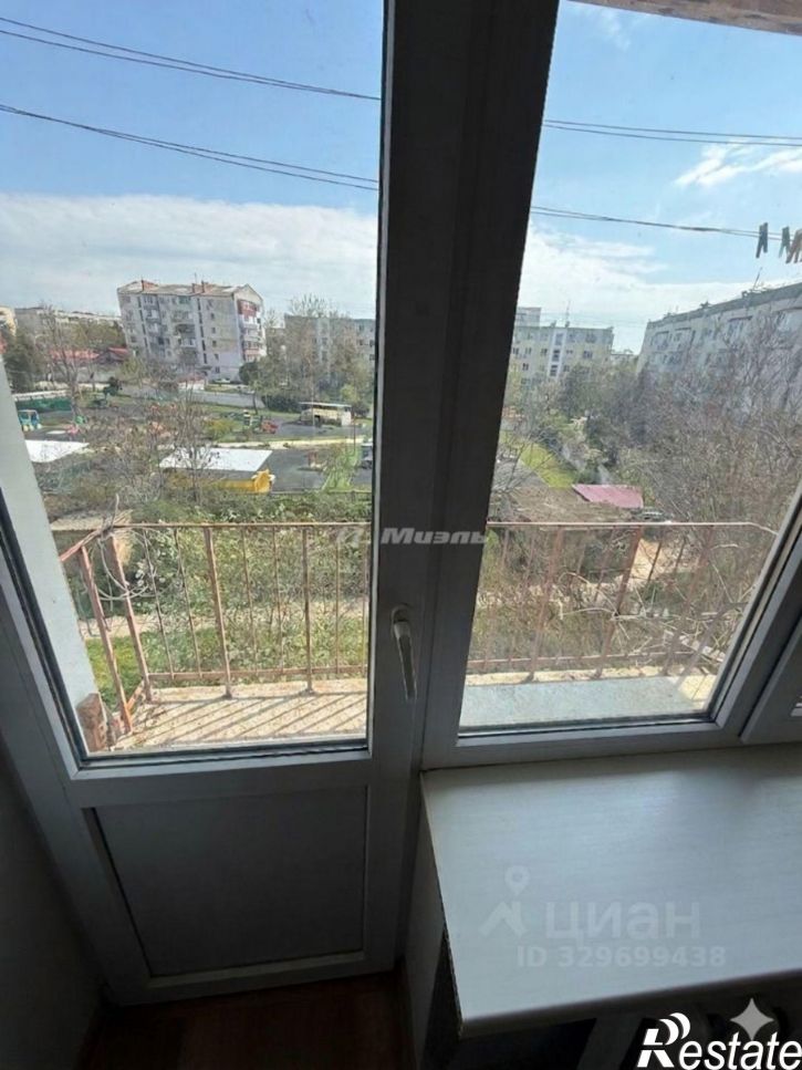 2-комн квартира Строительная улица, 13,  д. 13