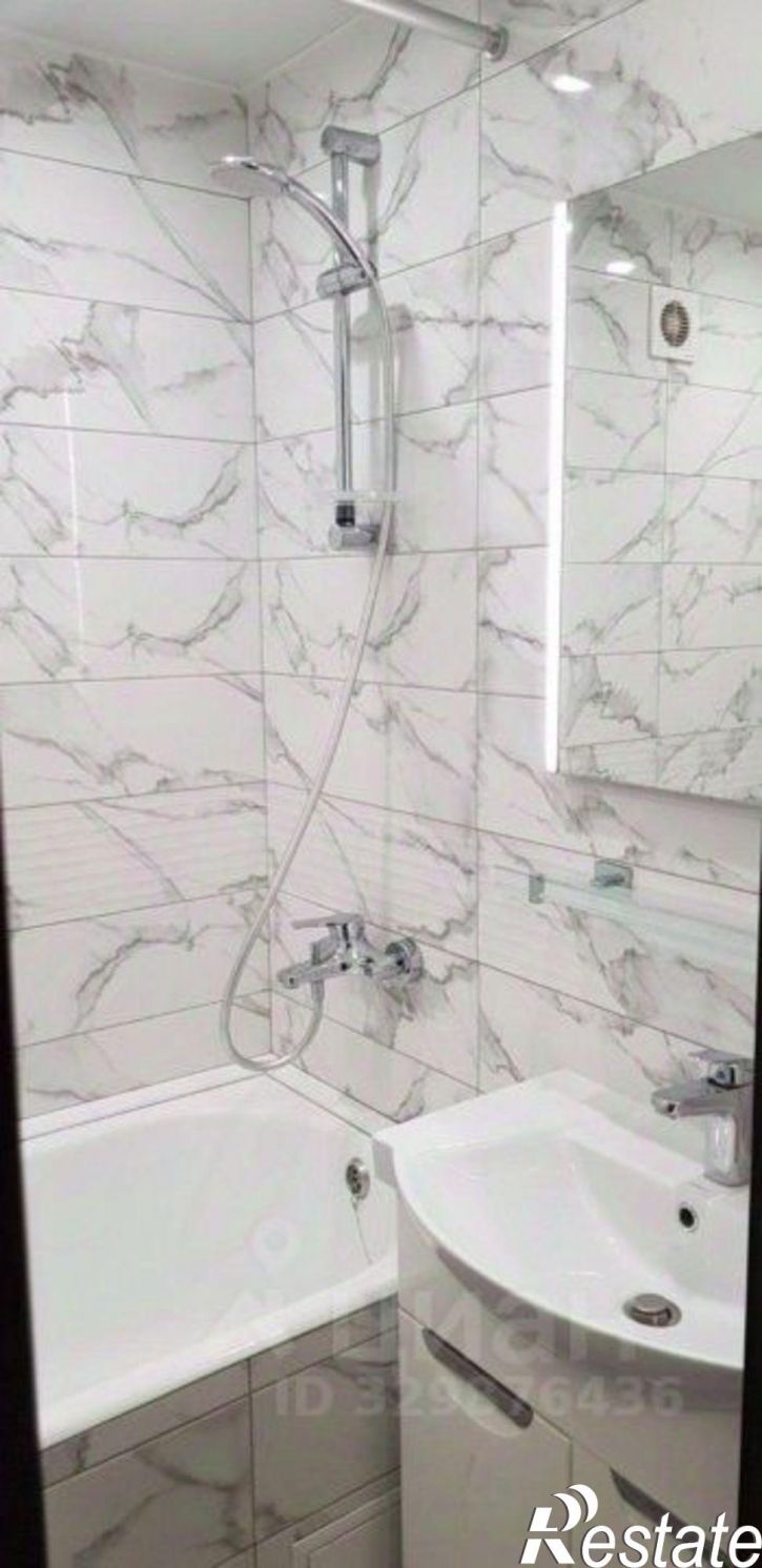 3-комн квартира пр-кт Генерала Острякова, 155а,  д. 155а