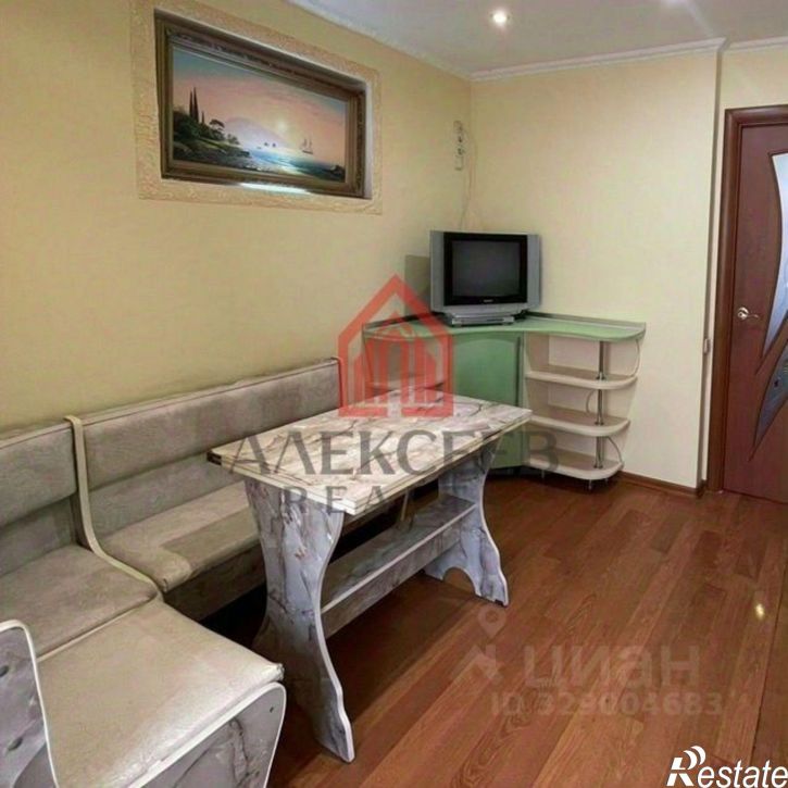 3-комн квартира улица Мира, 10,  д. 10