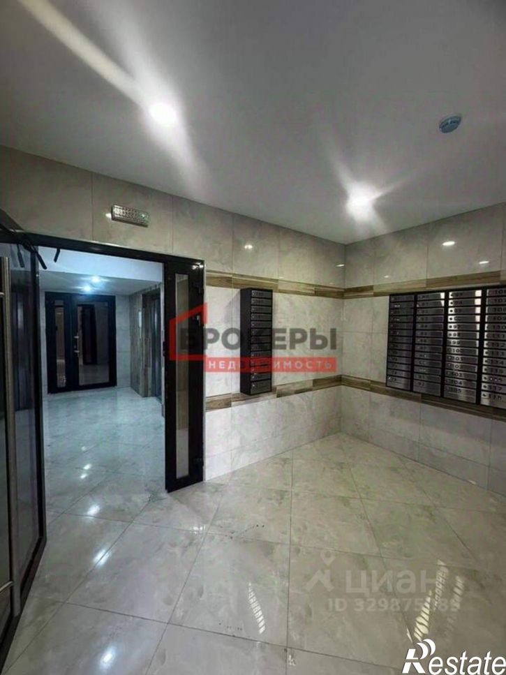 2-комн квартира улица Колобова, 44к3
