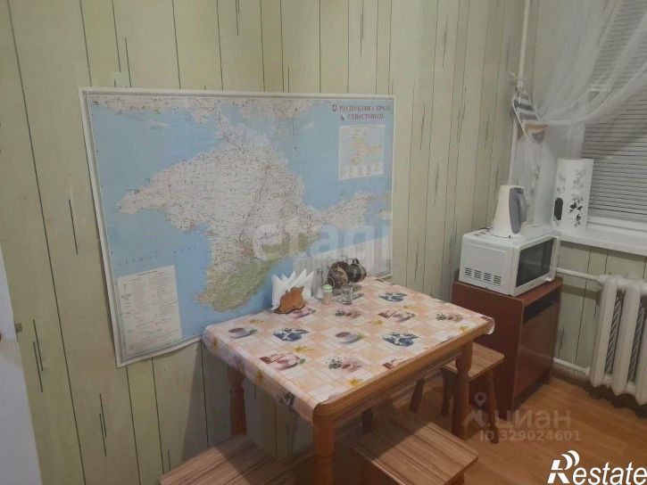 2-комн квартира 1-й микрорайон, 7,  д. 7