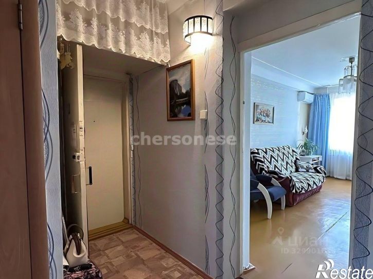 3-комн квартира проспект Октябрьской Революции, 25,  д. 25