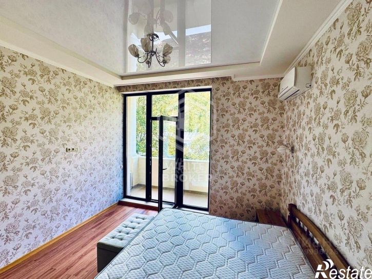 2-комн квартира улица Батурина, 44А,  д. 44А