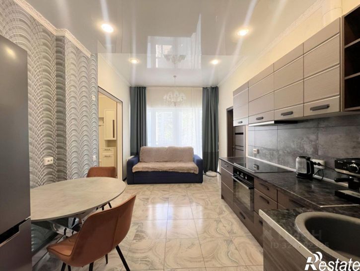 3-комн квартира улица Авроры, 50,  д. 50