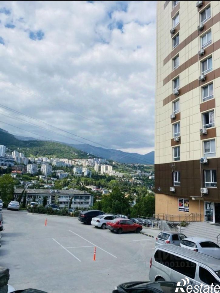 3-комн квартира Ялта, улица Блюхера, 19