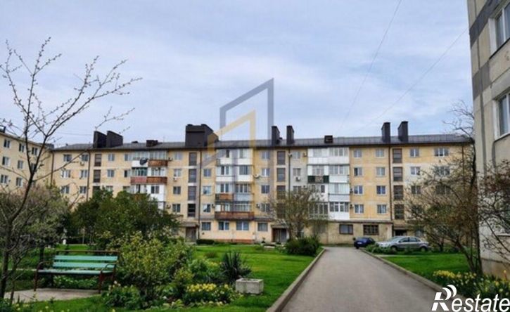 1-комн квартира Строительная улица, 15,  д. 15