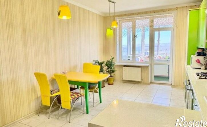 2-комн квартира Симферополь, улица Нестерова, 48