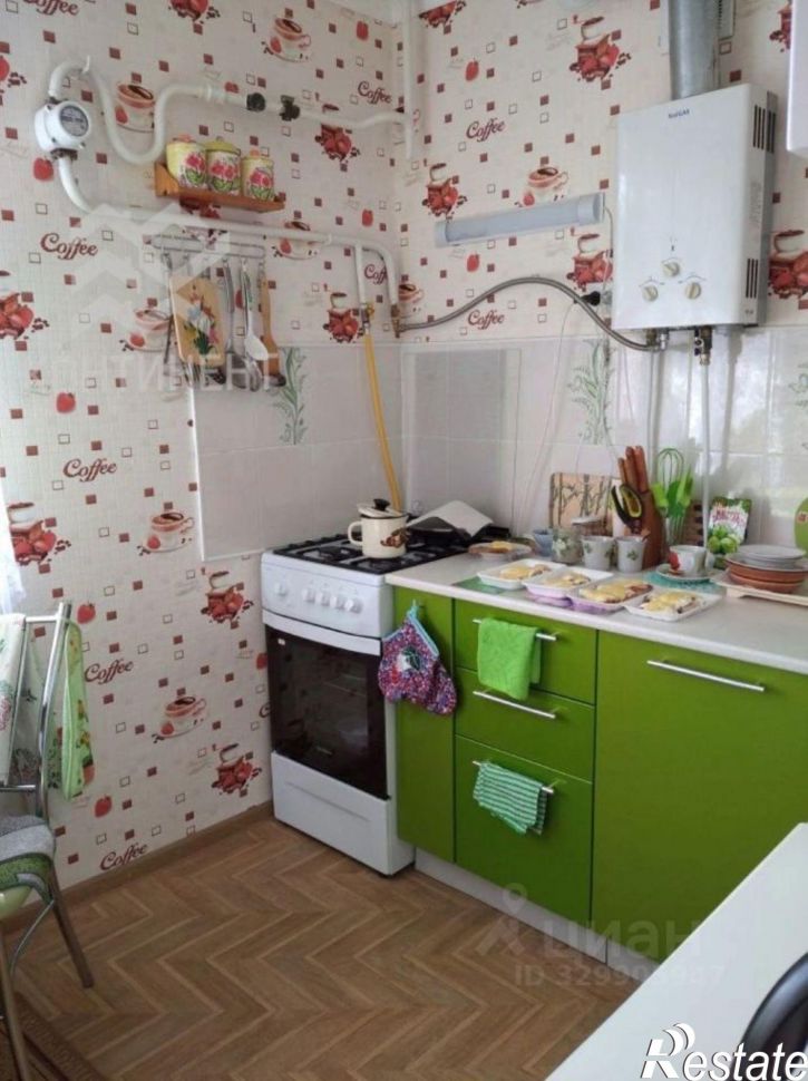 2-комн квартира Школьная улица, 14,  д. 14