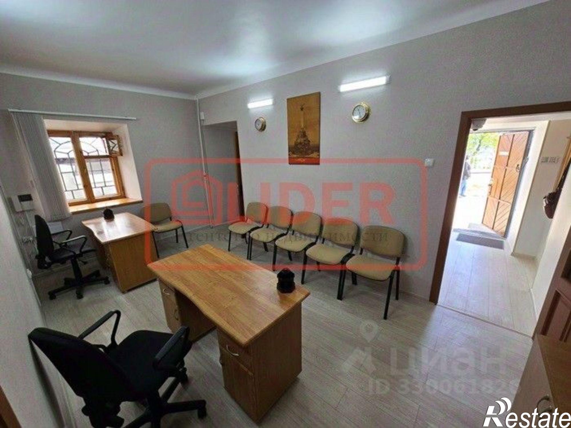 Сдать офис, помещение под офис за 40 000 рублей на улица Ленина, 5