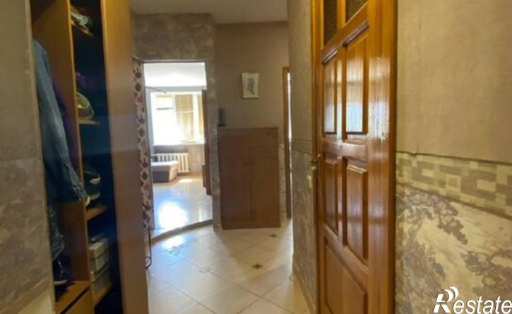 3-комн квартира улица Молодых Строителей, 21,  д. 21