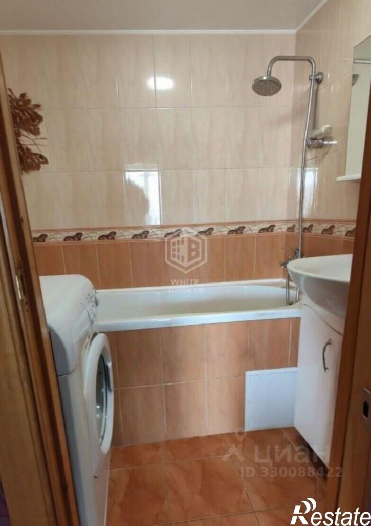 3-комн квартира Каштановая улица, 3,  д. 3