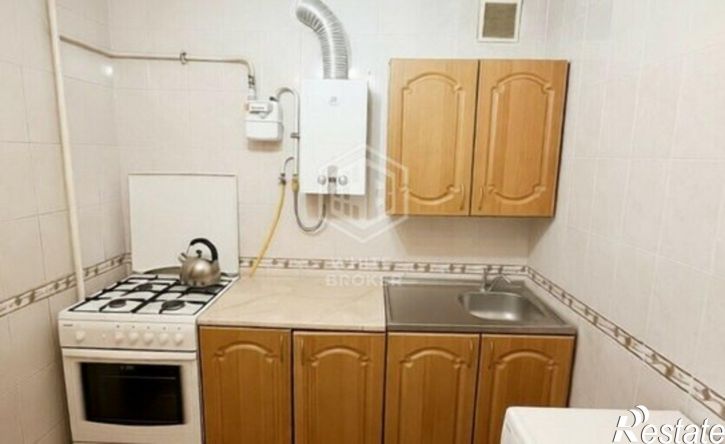 2-комн квартира улица Генерала Жидилова, 32,  д. 32