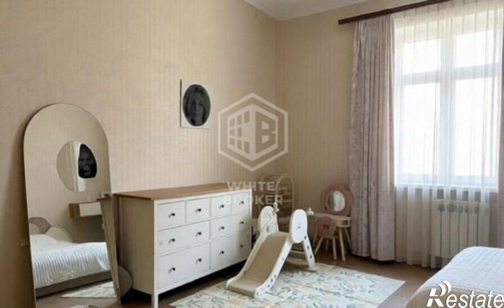 2-комн квартира улица Килен-Балка, 1,  д. 1