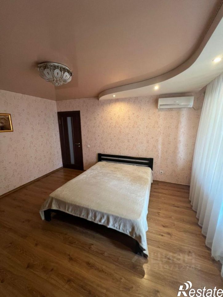 3-комн квартира ул Колобова, 18/9,  д. 18/9