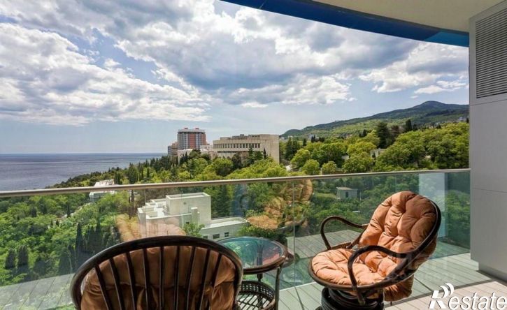 3-комн квартира г Ялта, Приморский парк имени Гагарина, д 9