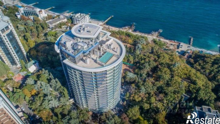 3-комн квартира г Ялта, Приморский парк имени Гагарина, д 9