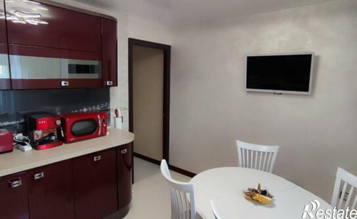 2-комн квартира Евпатория, проспект Победы, 65