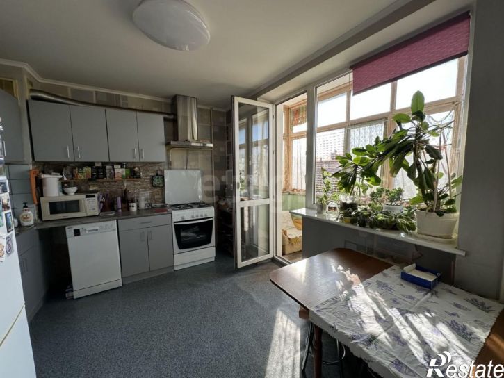 3-комн квартира улица Хрусталёва, 159 к1,  д. 159 к1