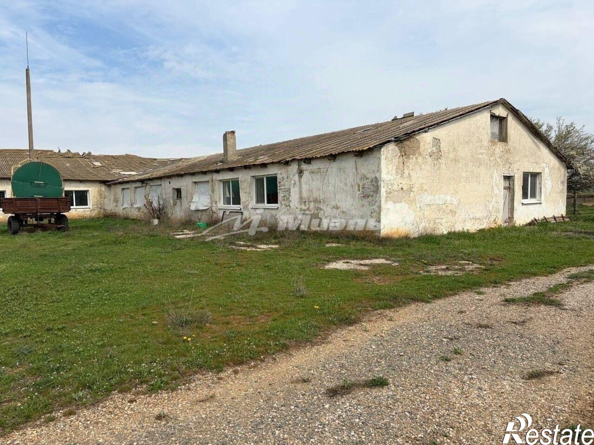 Купить складское помещение за 3 792 400 рублей на Сакский район, Куликовка с.
