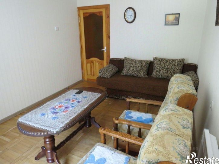 2-комн квартира улица Космонавтов, 20,  д. 20