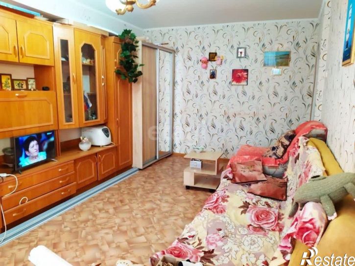 2-комн квартира проспект Героев Десантников, 3,  д. 3