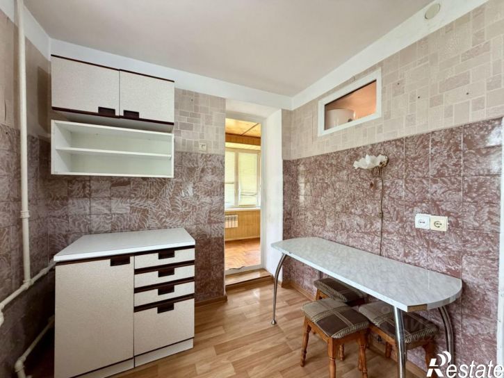 3-комн квартира улица Генерала Хрюкина, 20Б,  д. 20Б