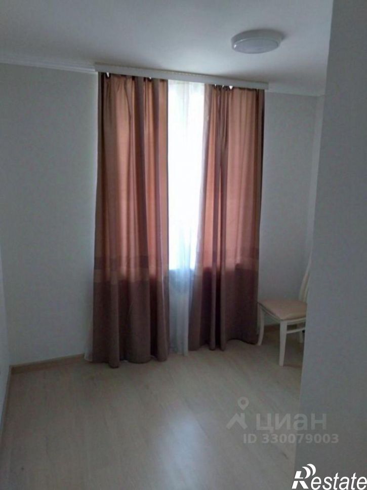 3-комн квартира улица Голицына, 19,  д. 19