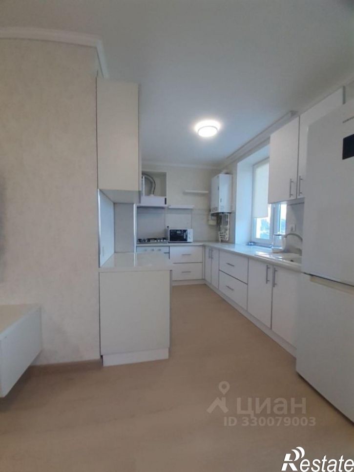 3-комн квартира улица Голицына, 19,  д. 19