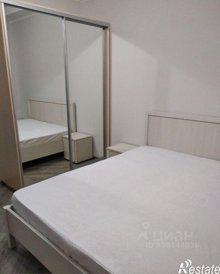 2-комн квартира в новом доме пр-кт Победы, 33,  д. 33